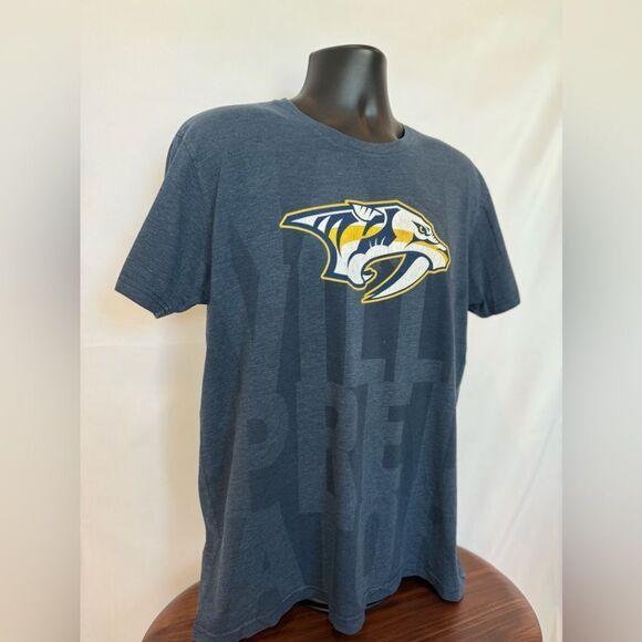 NHL Nashville Predators Logo Tee - Picture 4 of 5